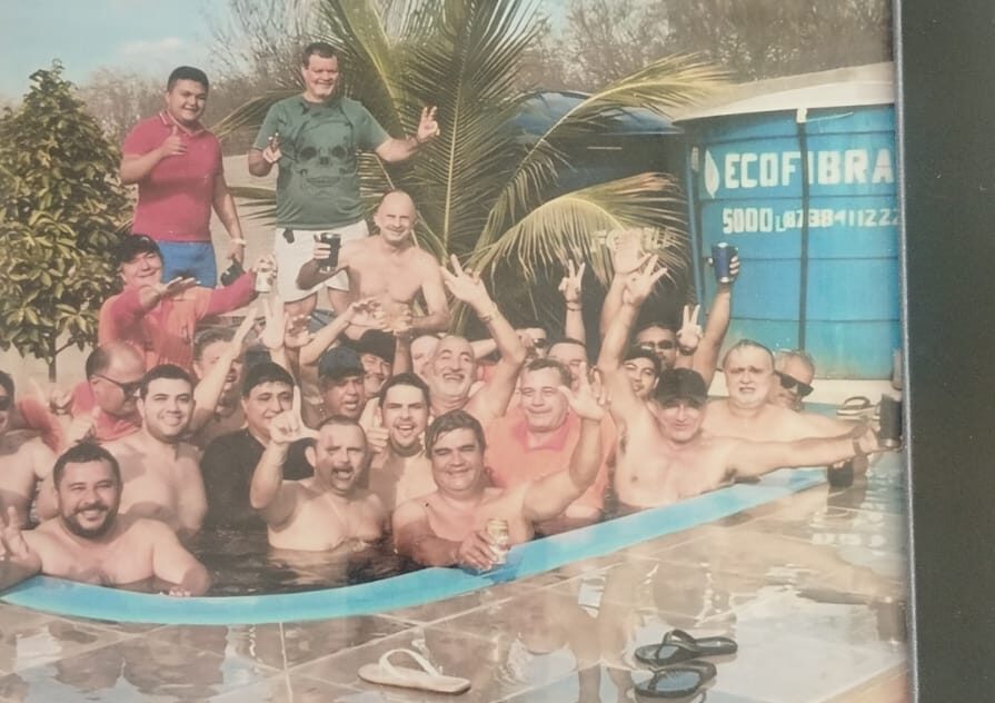 Grupo de amigos 'Os cabeças brancas' faz homenagem a Serra Talhada 2 Grupo de amigos 'Os cabeças brancas' faz homenagem a Serra Talhada