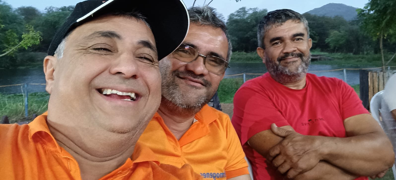 Grupo de amigos 'Os cabeças brancas' faz homenagem a Serra Talhada 4 Grupo de amigos 'Os cabeças brancas' faz homenagem a Serra Talhada