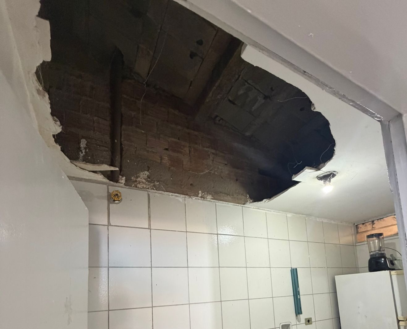 Ciretran Serra Talhada está abandonado, alertam condutores 1 Ciretran Serra Talhada está abandonado, alertam condutores