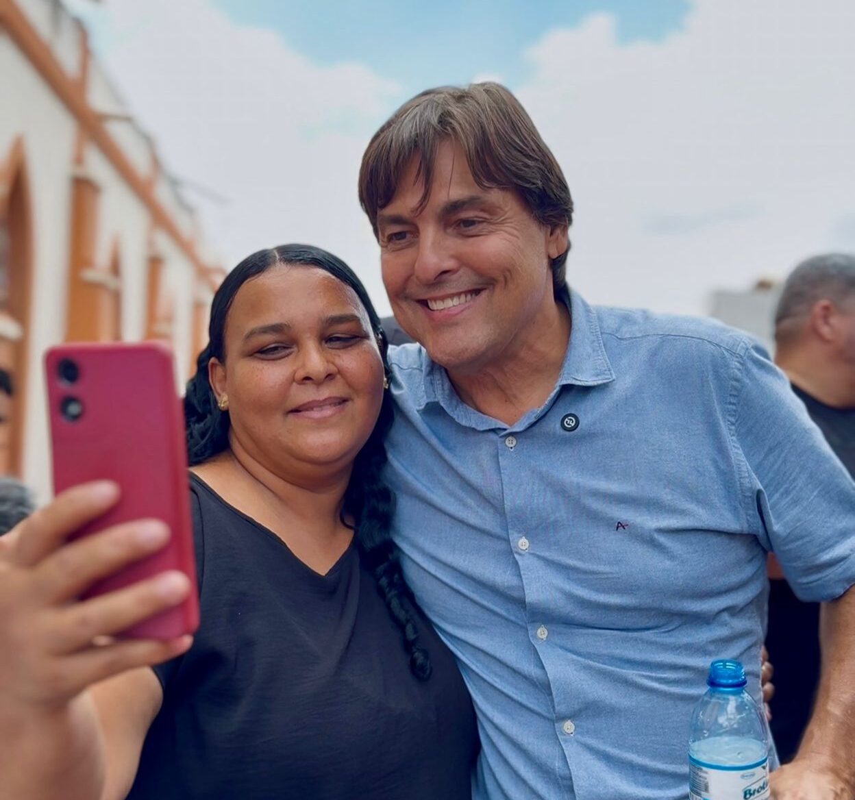 Marconi Santana mostra força em Carnaíba