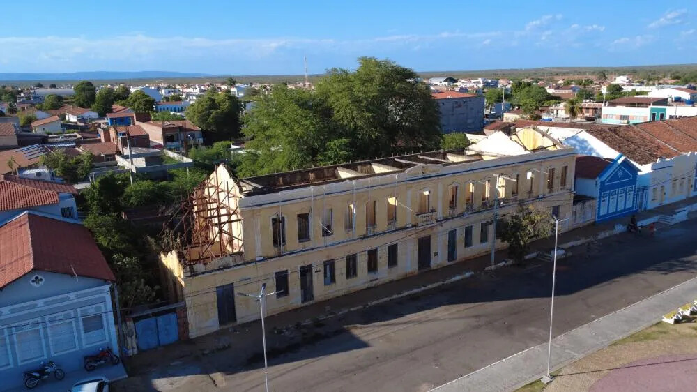 Movimento lança abaixo-assinado contra leilão do Batalhão