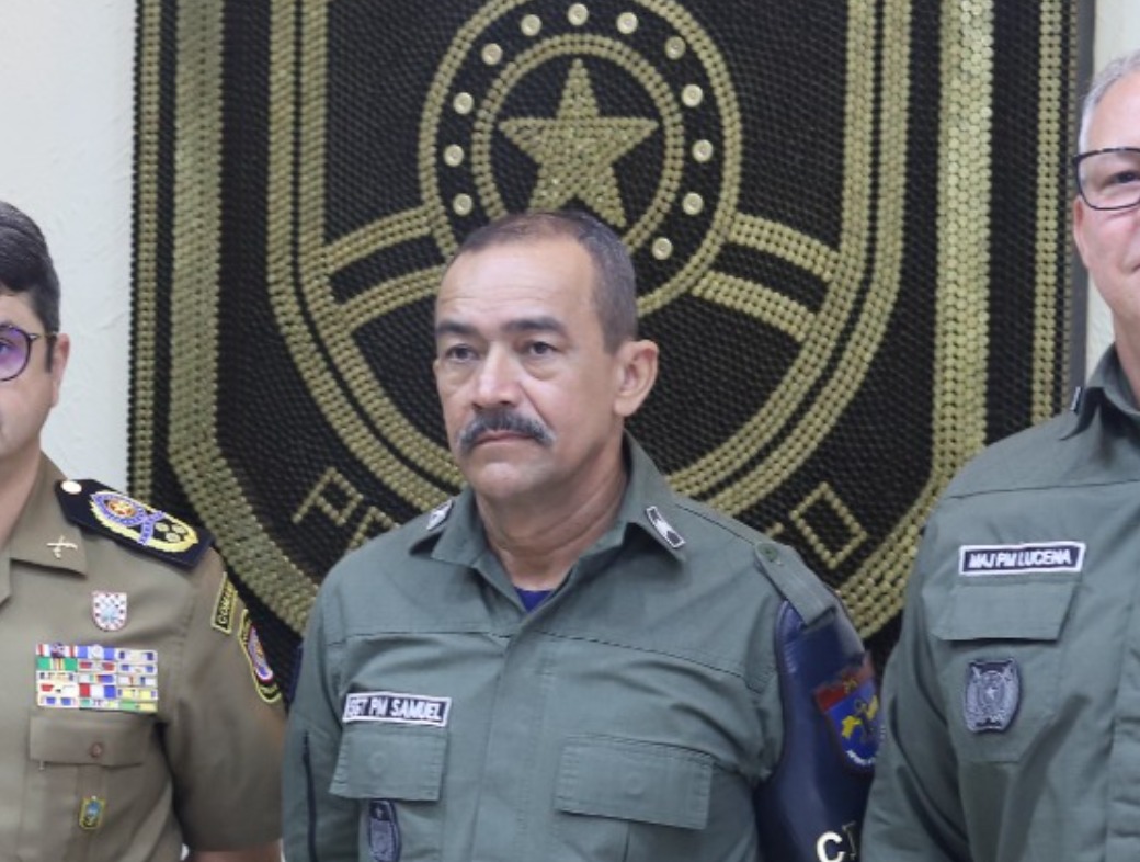 Pm é punido por tamanho do bigode em Olinda