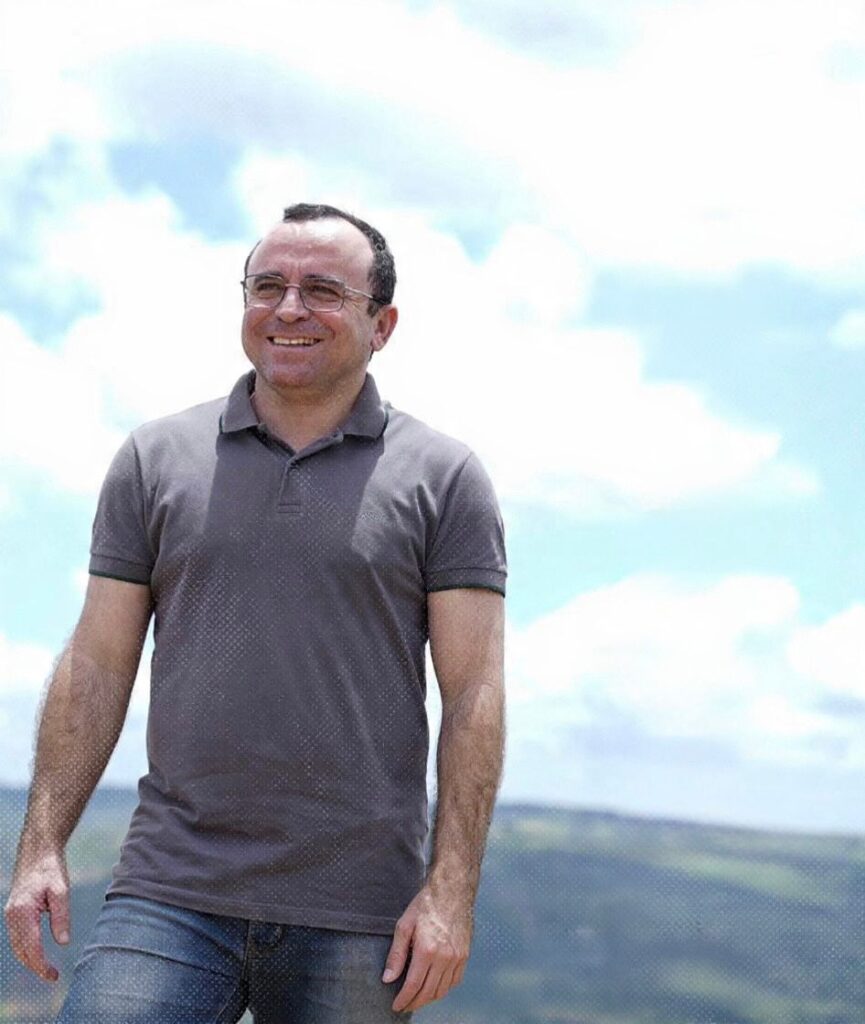 Dr. Ismael conquista R$ 9 milhões para estádio e creche em Santa Cruz