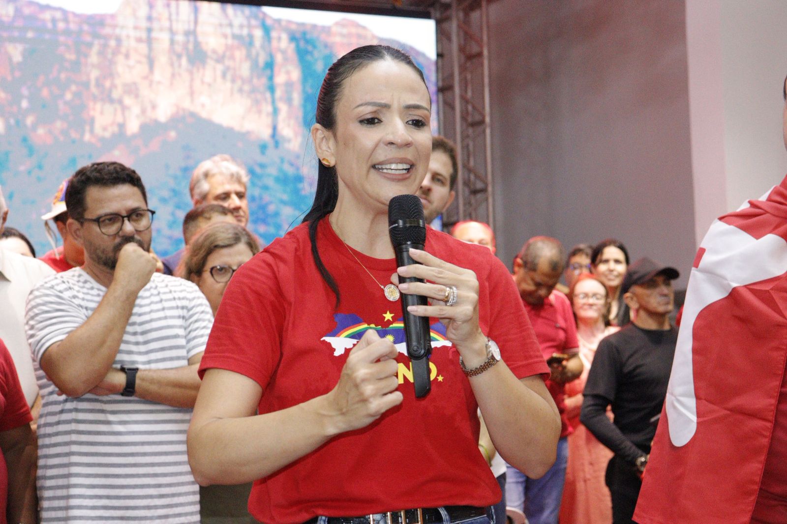 Analisando resultados, Márcia diz que Serra Talhada nunca largou sua mão e agradece votos