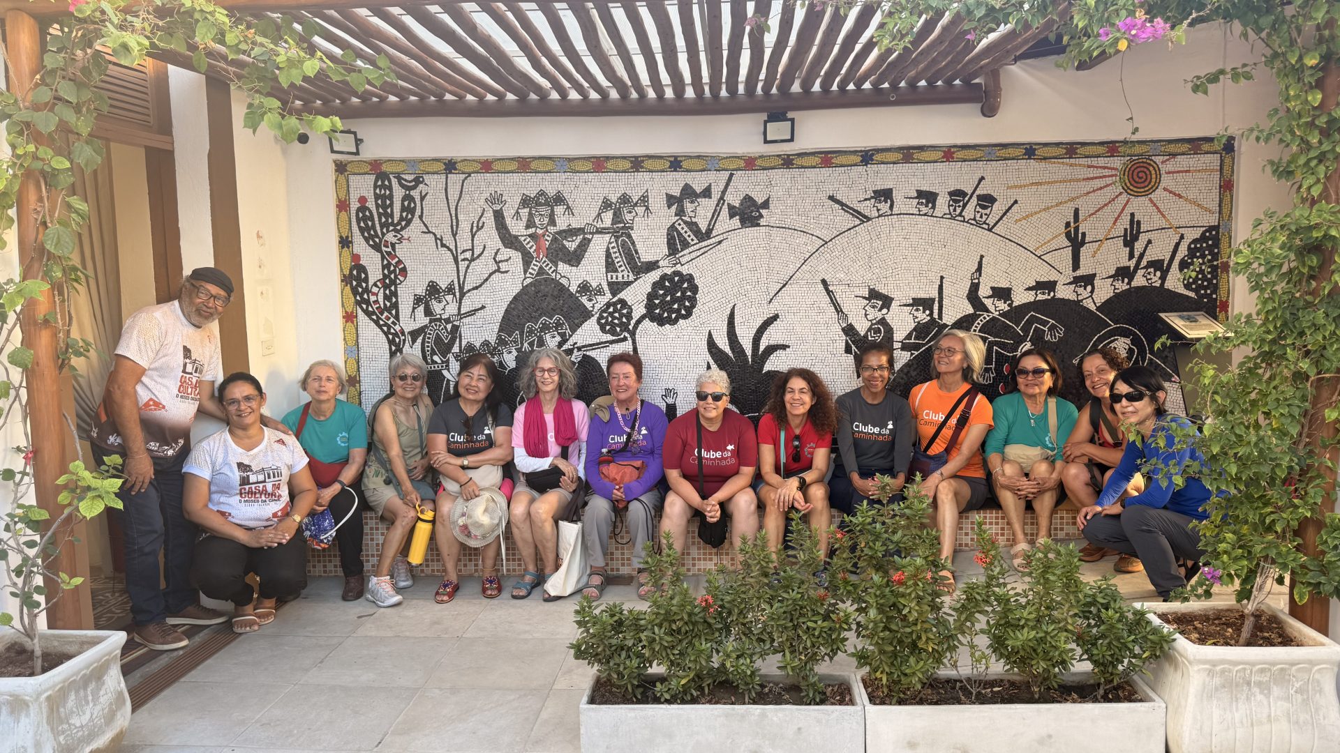 Grupo conheceu atrativos históricos, culturais e naturais, participou de trilhas, rapel e visitou a Exposerra