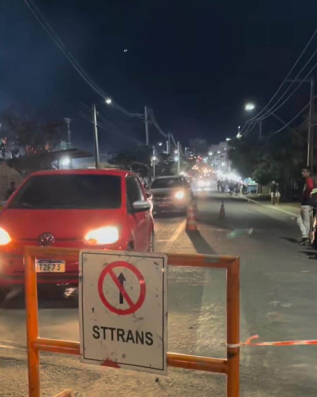 'STTrans vem nos prejudicando na festa', dizem mototaxistas e motoristas de aplicativo