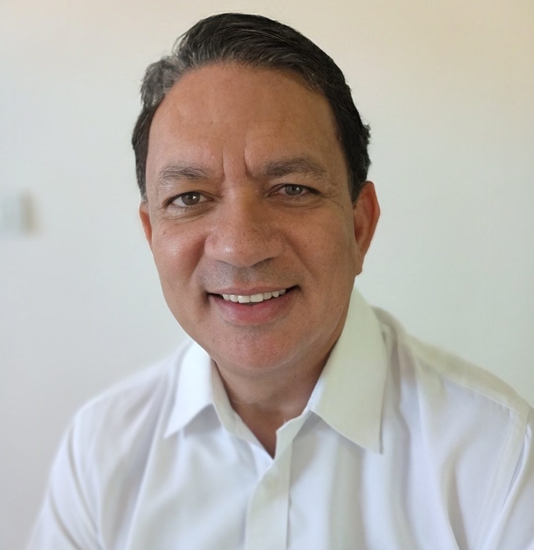 Candidato com base em ST registra proposta em cartório e diz que renuncia caso não cumpra 1 Candidato com base em ST registra proposta em cartório e diz que renuncia caso não cumpra