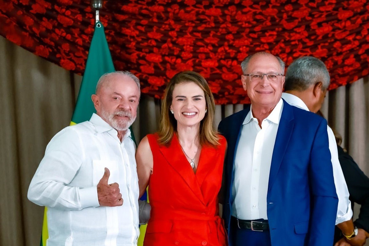 Marília Arraes diz que campanha de Lula buscará apoio de Raquel Lyra no 2º turno 1 Marília Arraes diz que campanha de Lula buscará apoio de Raquel Lyra no 2º turno