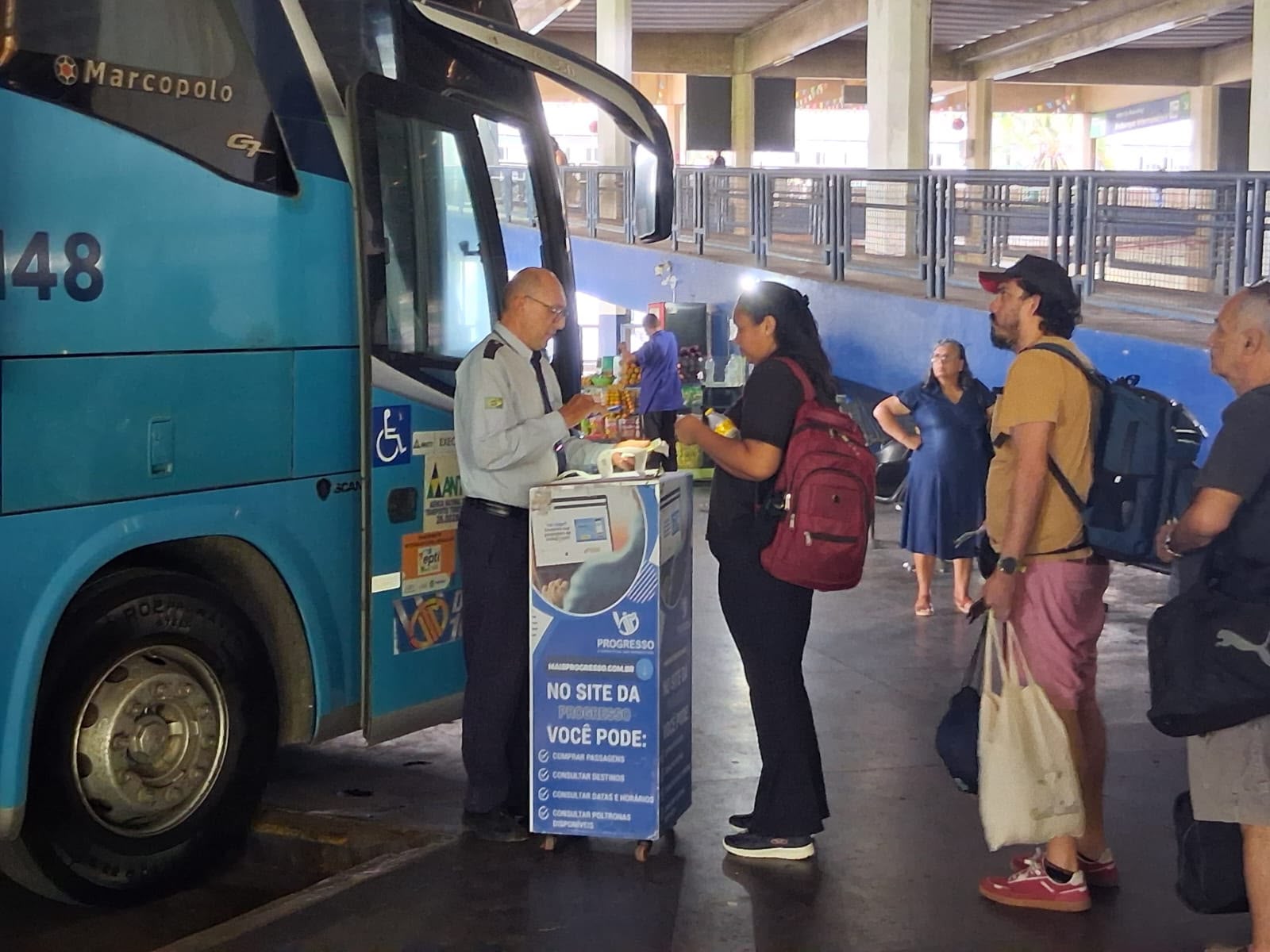 Governo de PE garante ônibus intermunicipais gratuitos no 2º turno 1 Governo de PE garante ônibus intermunicipais gratuitos no 2º turno